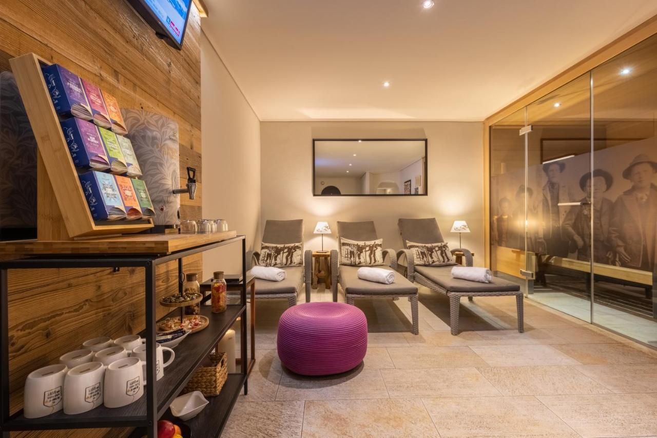 Boutique Anybody 3*